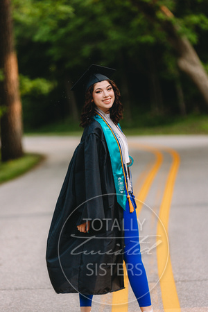 23 CAP AND GOWN 229A1455