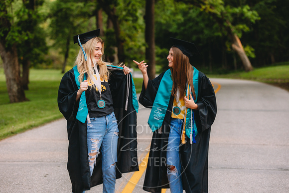 23 CAP AND GOWN FB229A1611