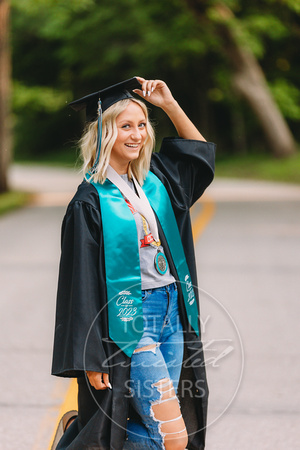 23 CAP AND GOWN FB229A1294
