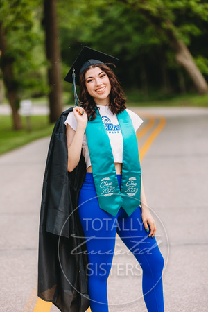 23 CAP AND GOWN229A1735