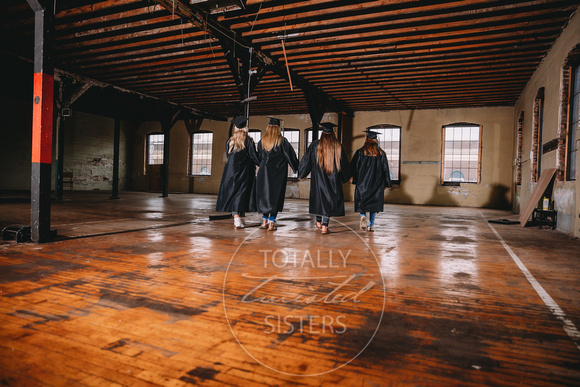 229A9168 CAP AND GOWN WAREHOUSE