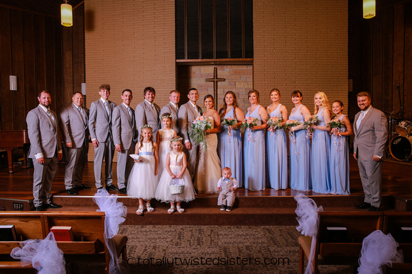 2019 ROE WEDDING PARTY CHURCH 14FX