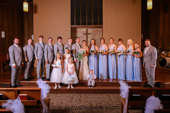 2019 ROE WEDDING PARTY CHURCH 15FX