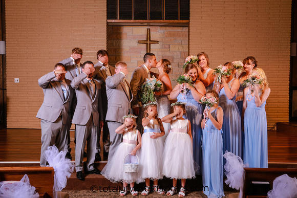 2019 ROE WEDDING PARTY CHURCH 78FX