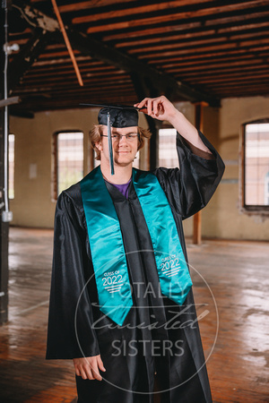 229A8940 CAP AND GOWN WAREHOUSE