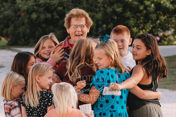 229A6999 22 CARLSON SHARON BDAY